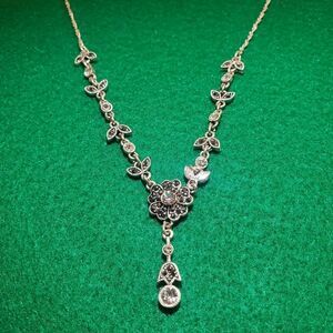 Silver necklace